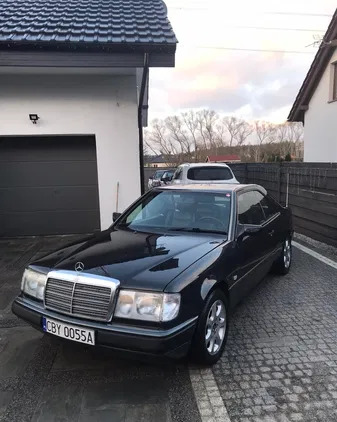 samochody osobowe Mercedes-Benz W124